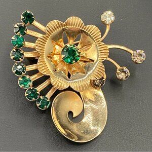 Vintage 1950s Emerald Green Sparkly Starburst Brooch